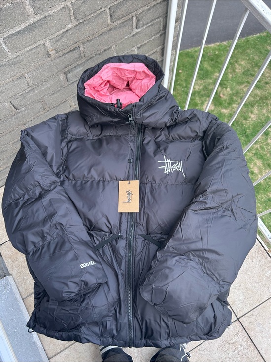 Stussy Other - Stussy Black Puffer Jacket with Pink Interior